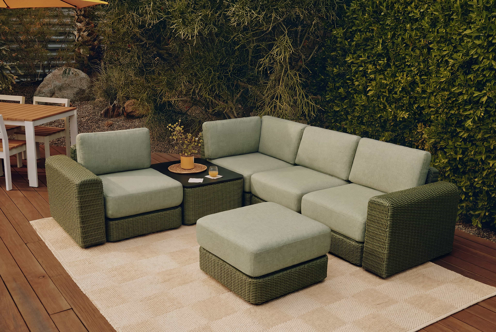 Shinuk Collection in Fern, three-quarter view