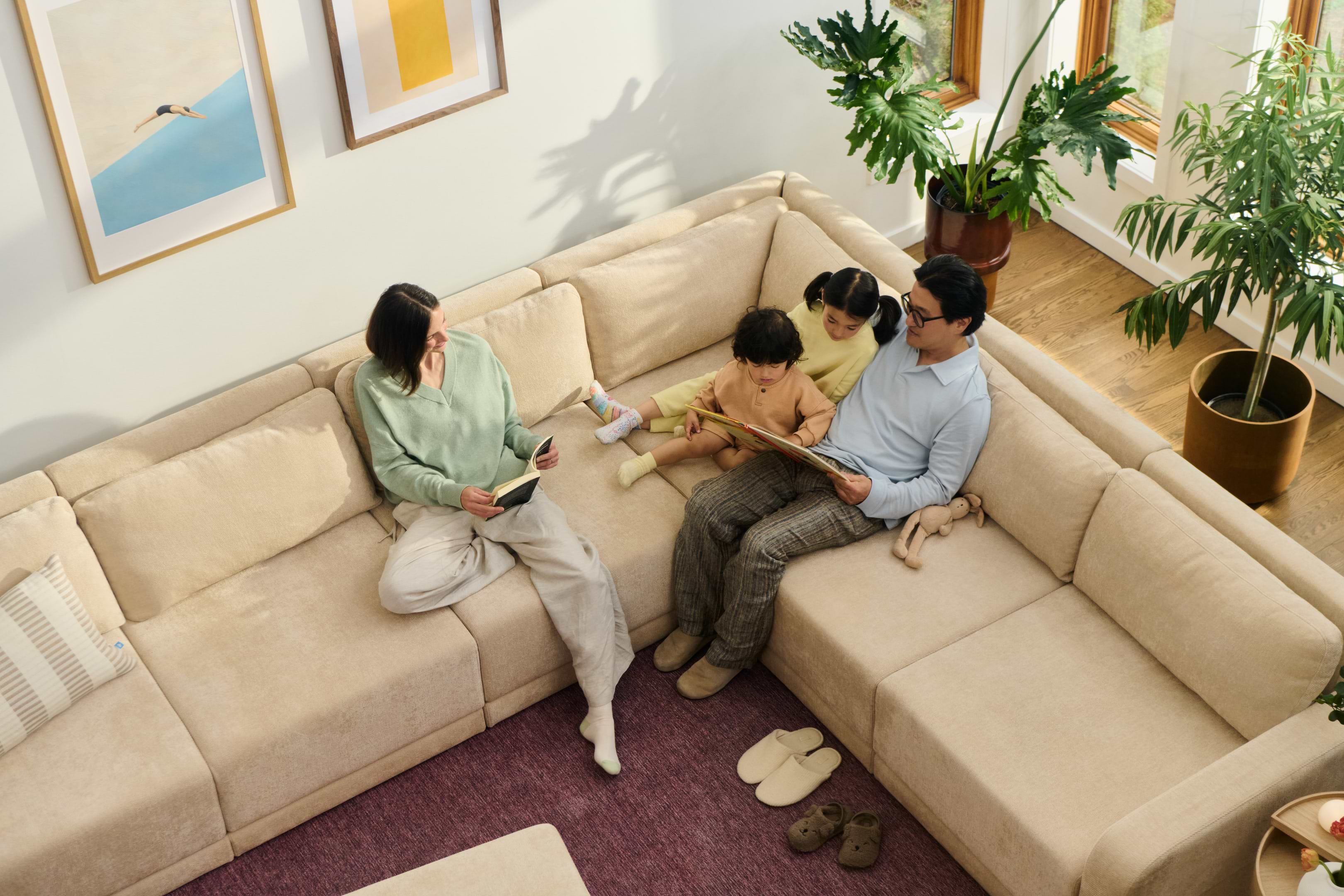 Orian Collection – Modular Sleeper Sofa